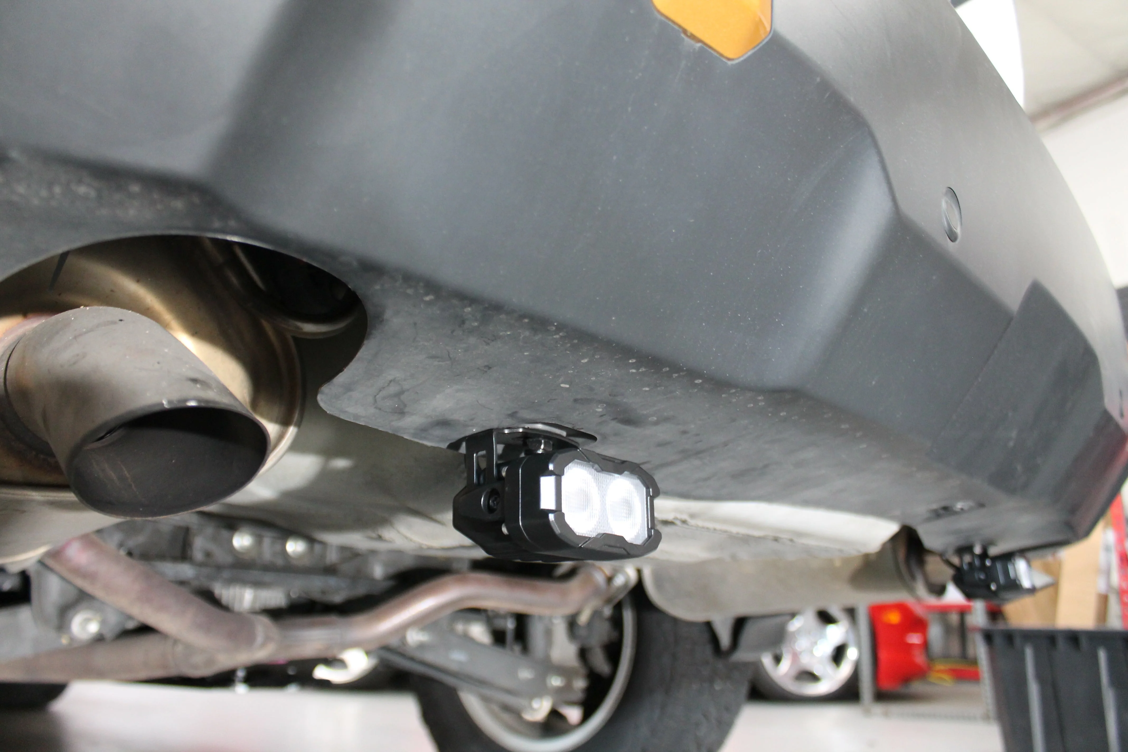 2020-24 Subaru Outback Reverse Light - Image 7