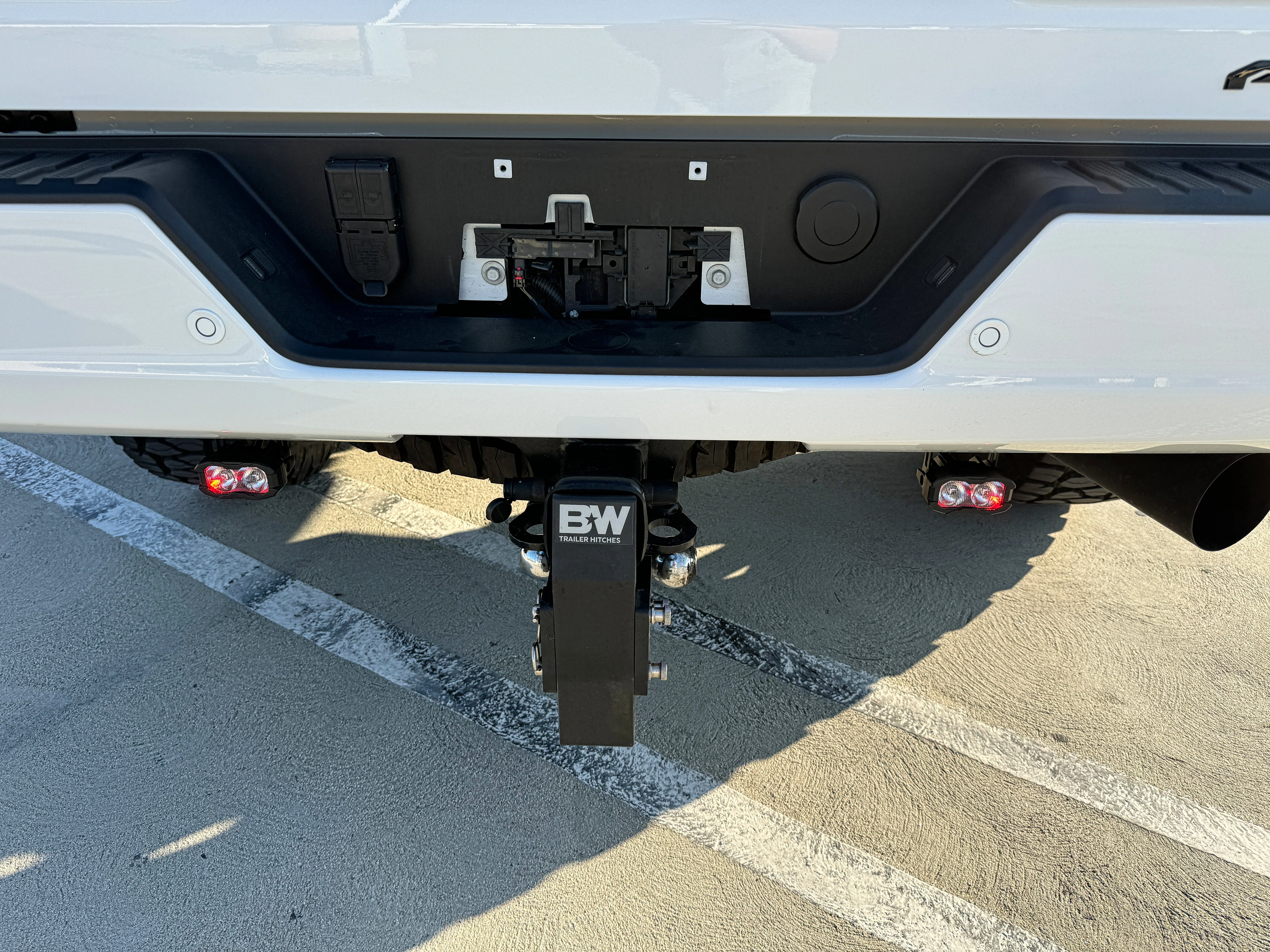 2020+ GMC Sierra 2500/3500 HD Reverse Light - Image 7