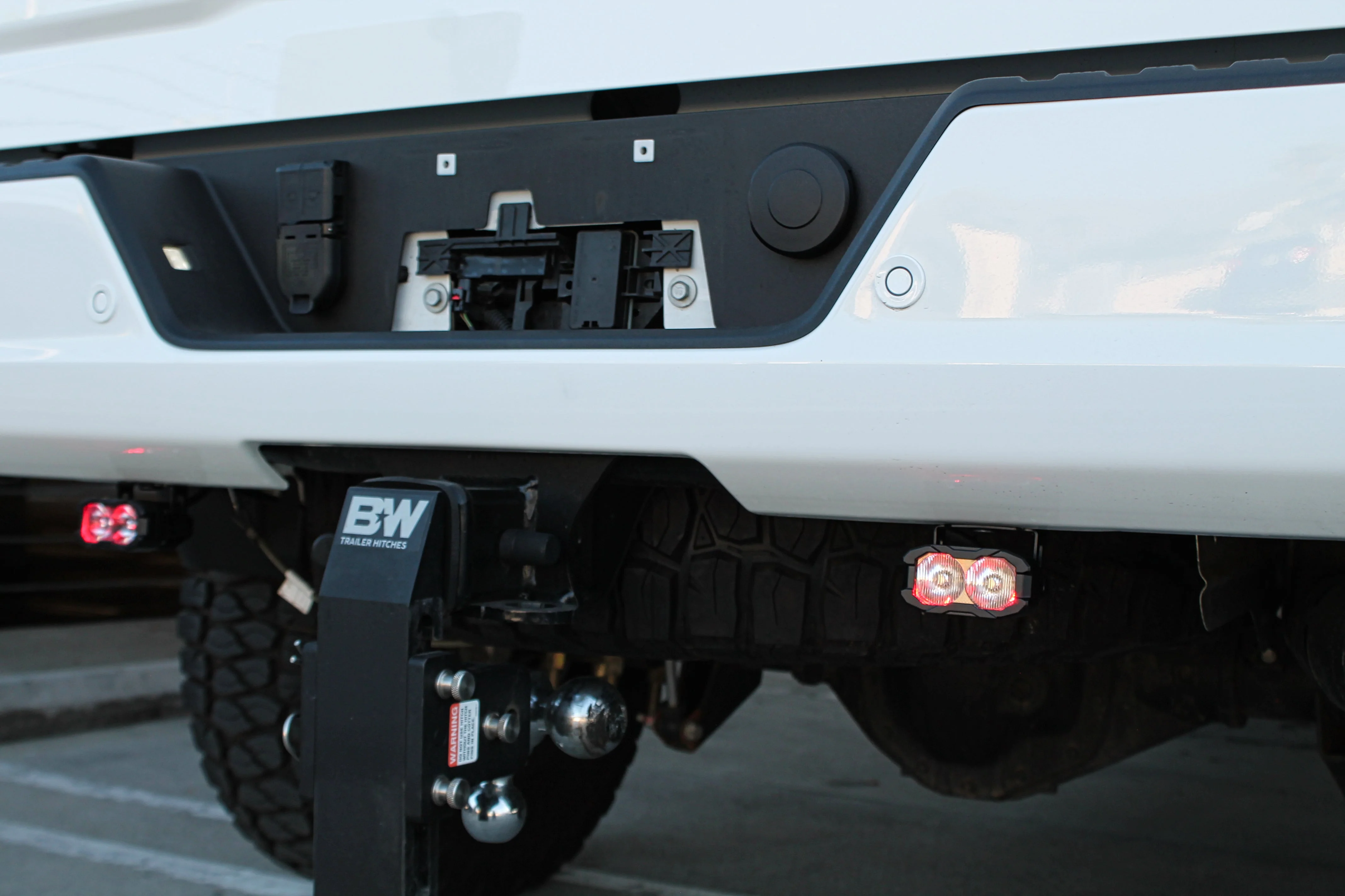 2020+ GMC Sierra 2500/3500 HD Reverse Light - Image 9