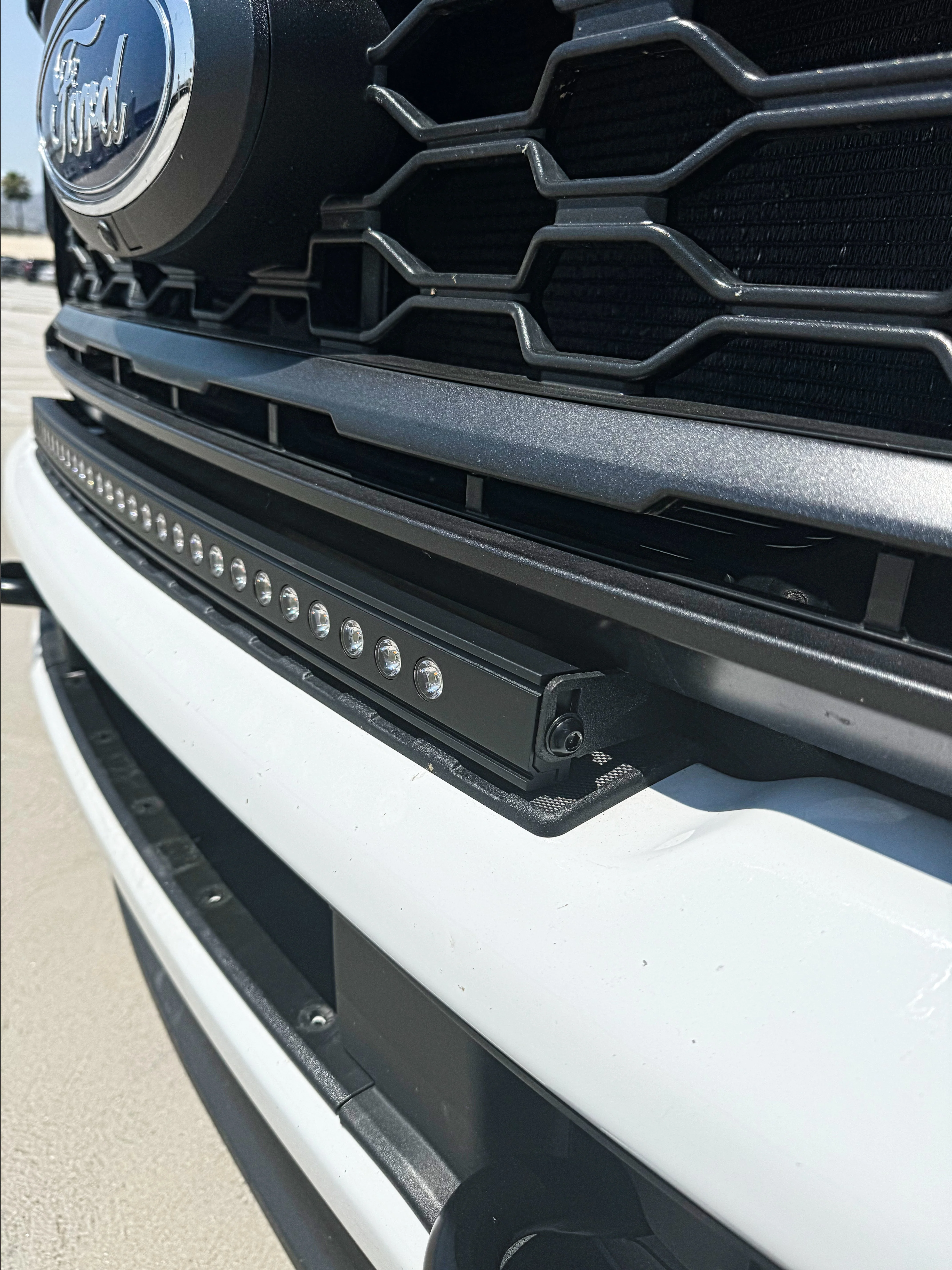 2023+ Ford Super Duty F250/350/450 30in Light Bar - Slim - Image 7