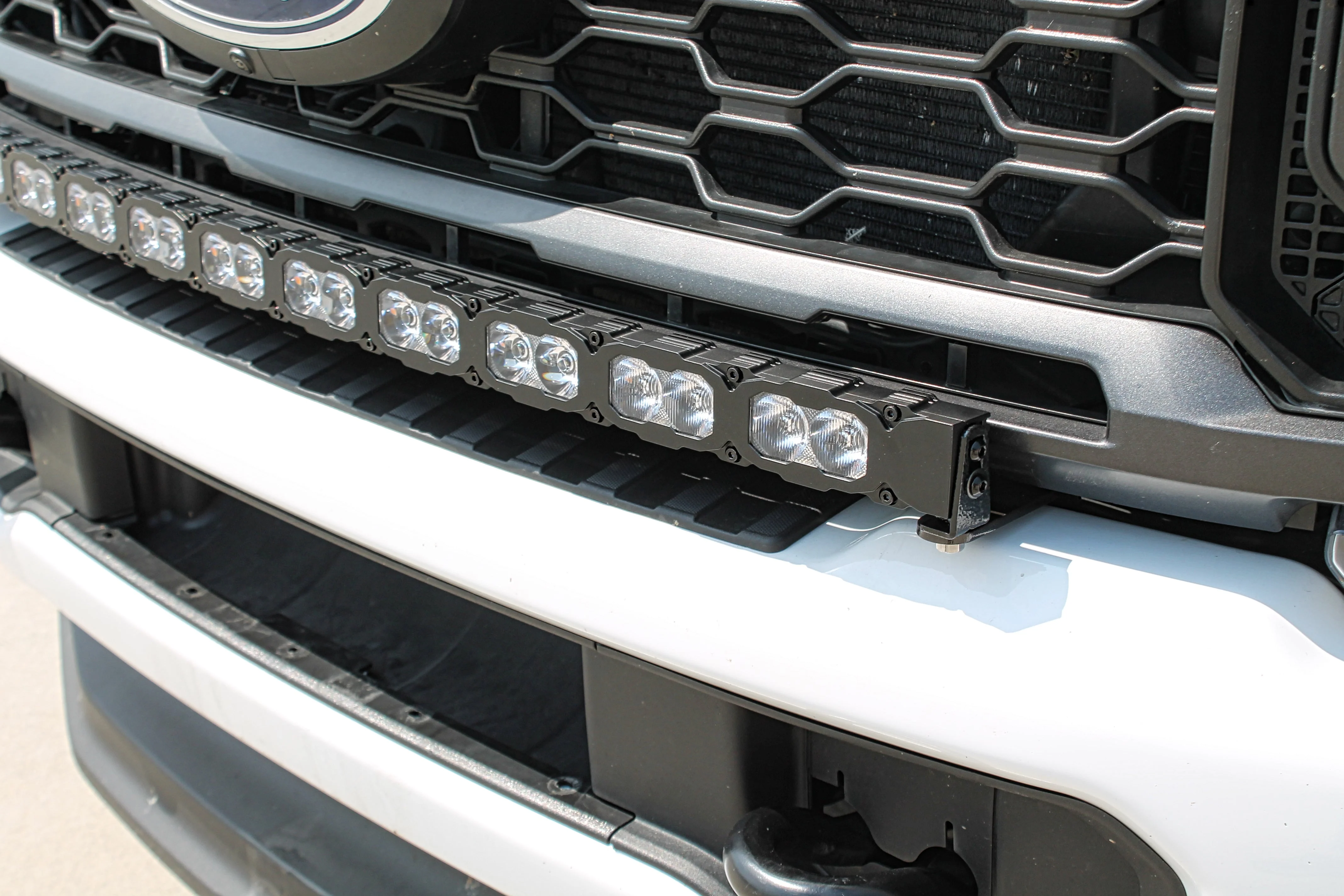 2023+ Ford Super Duty F250/350/450 40in Light Bar PRO - Image 5