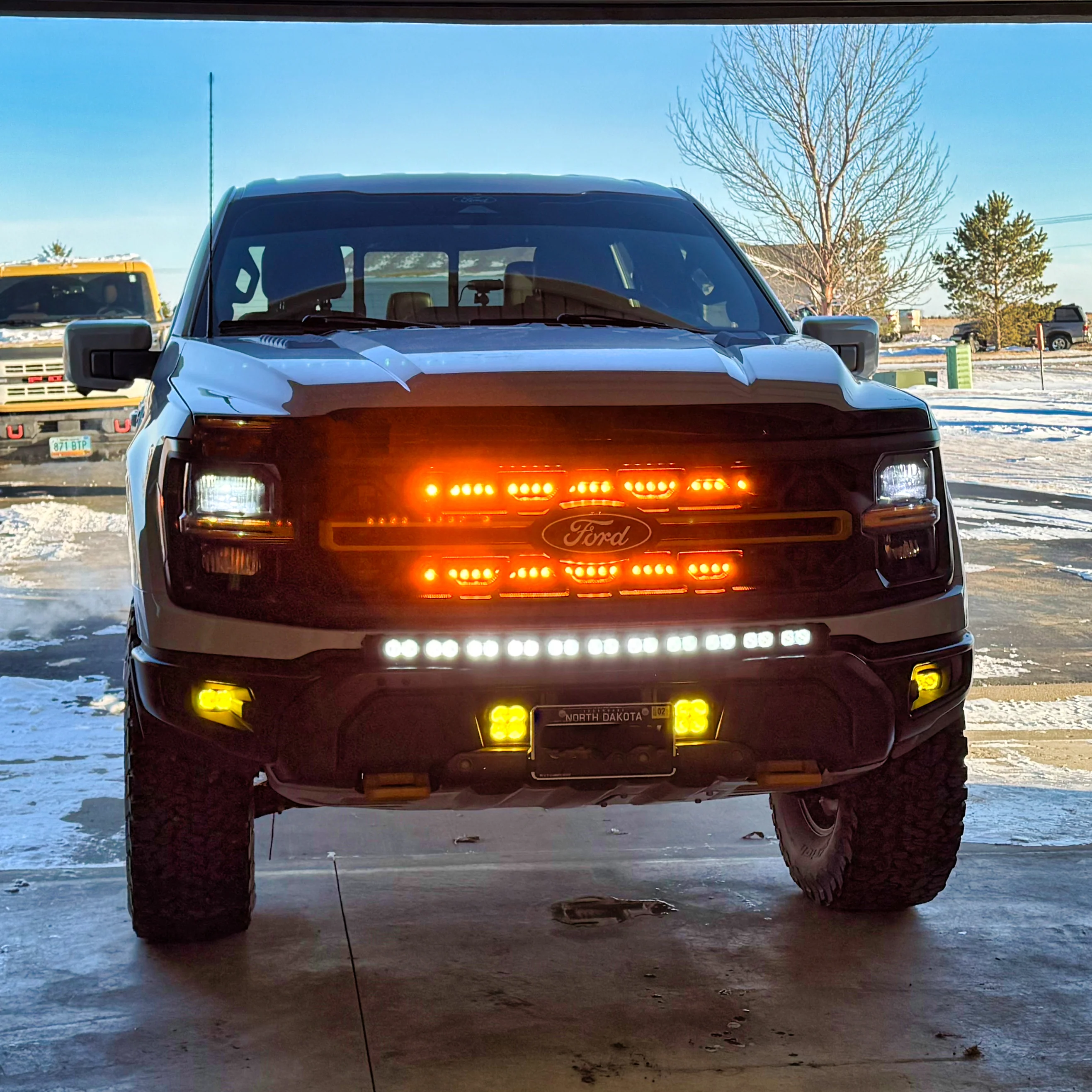 2024+ Ford F150 Dual 30in Light Bars - Image 14