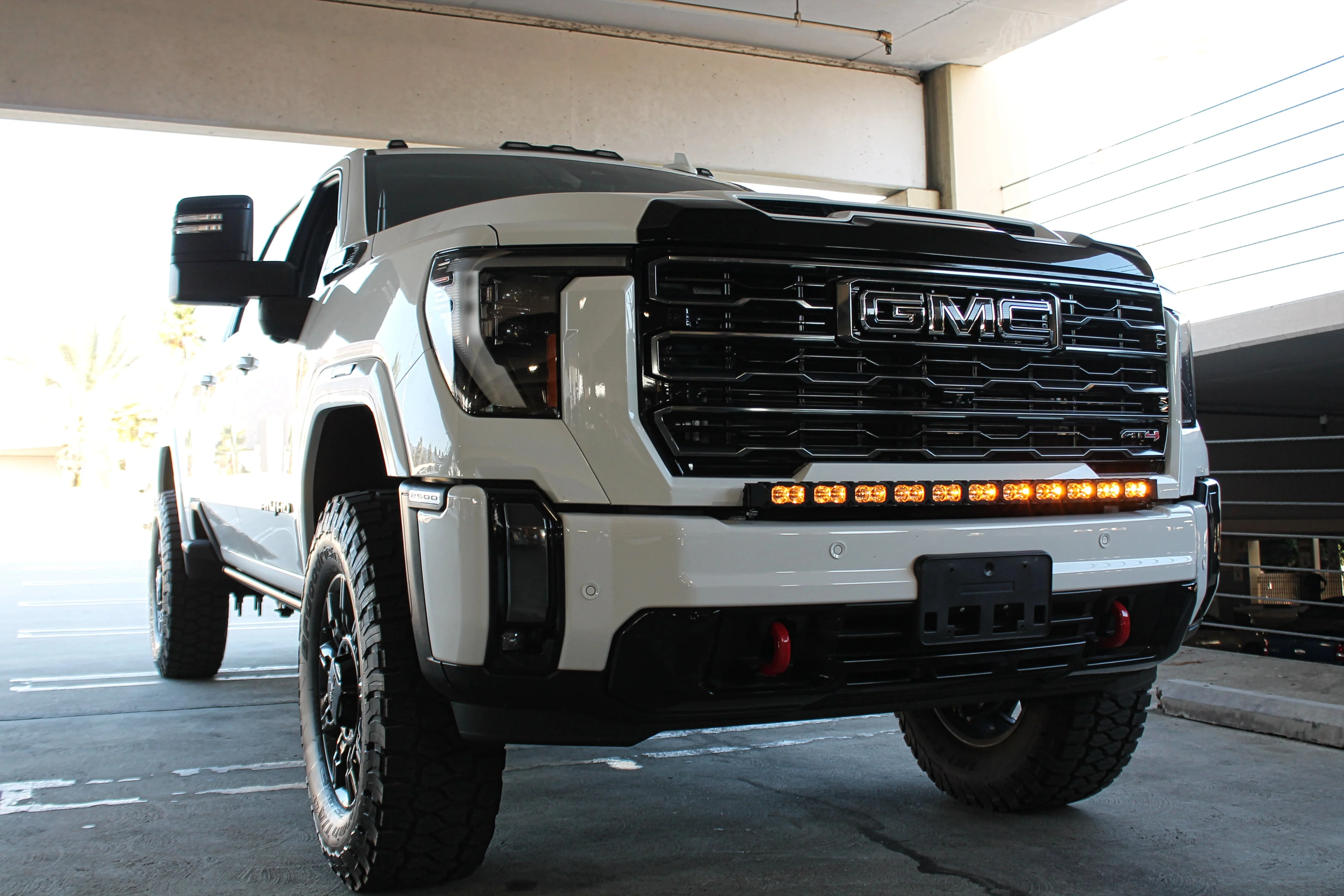 2024+ GMC Sierra 2500/3500HD 40in Light Bar PRO - Image 4