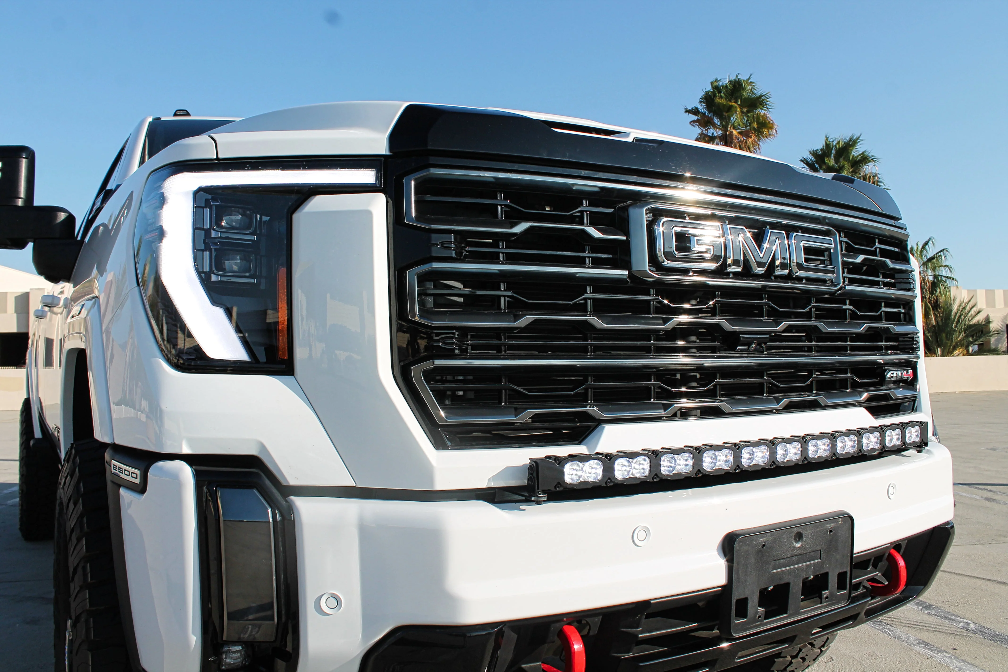 2024+ GMC Sierra 2500/3500HD 40in Light Bar PRO - Image 5