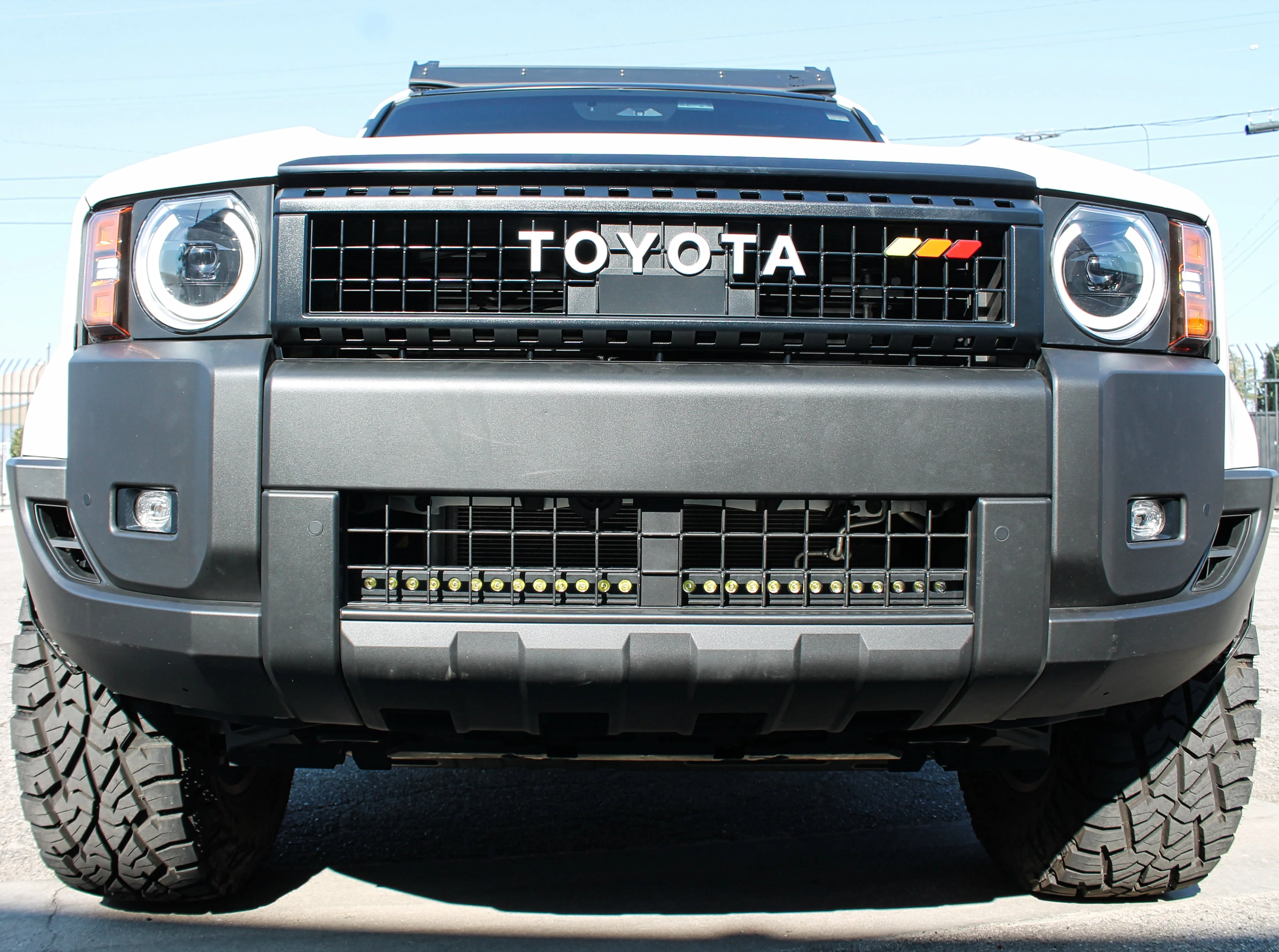 2024+ Toyota Land Cruiser Single 30in Light Bar SLIM - Image 3