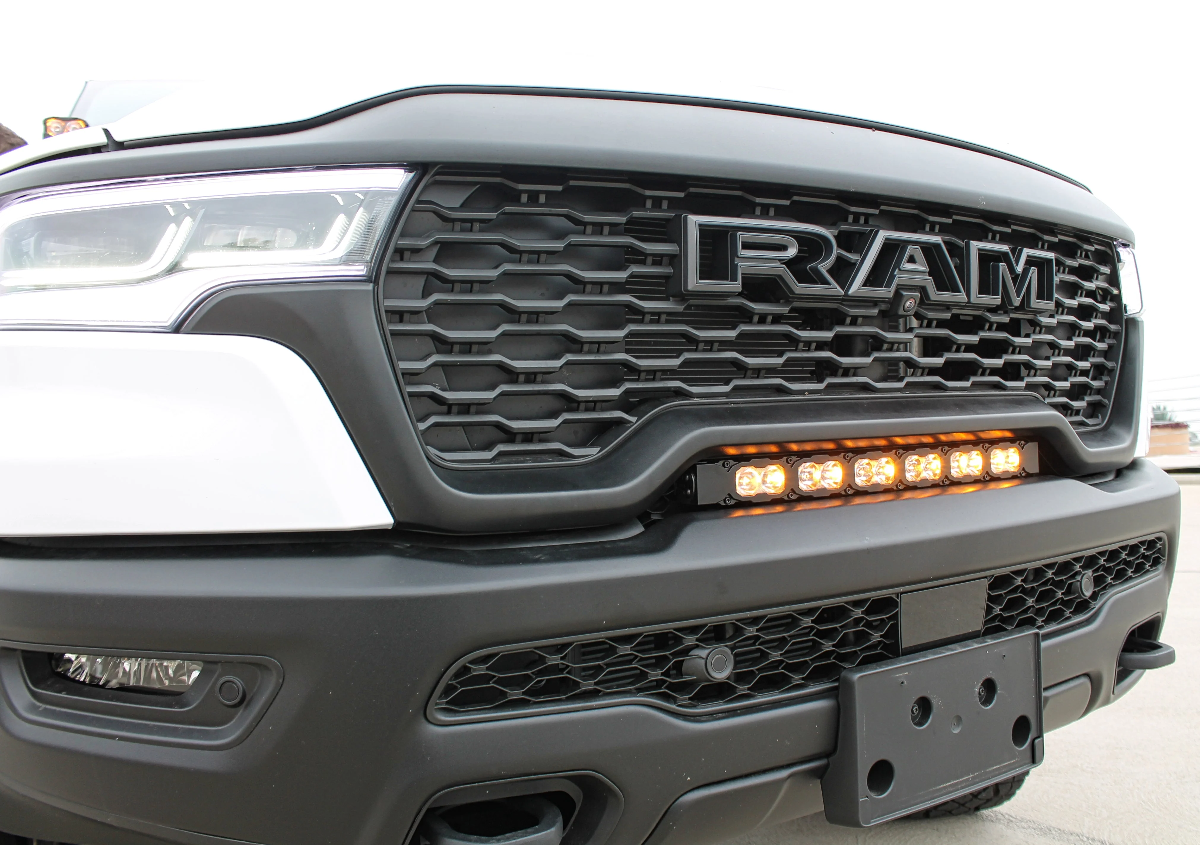 2025+ RAM 1500 RHO 23in Light Bar PRO - Image 11