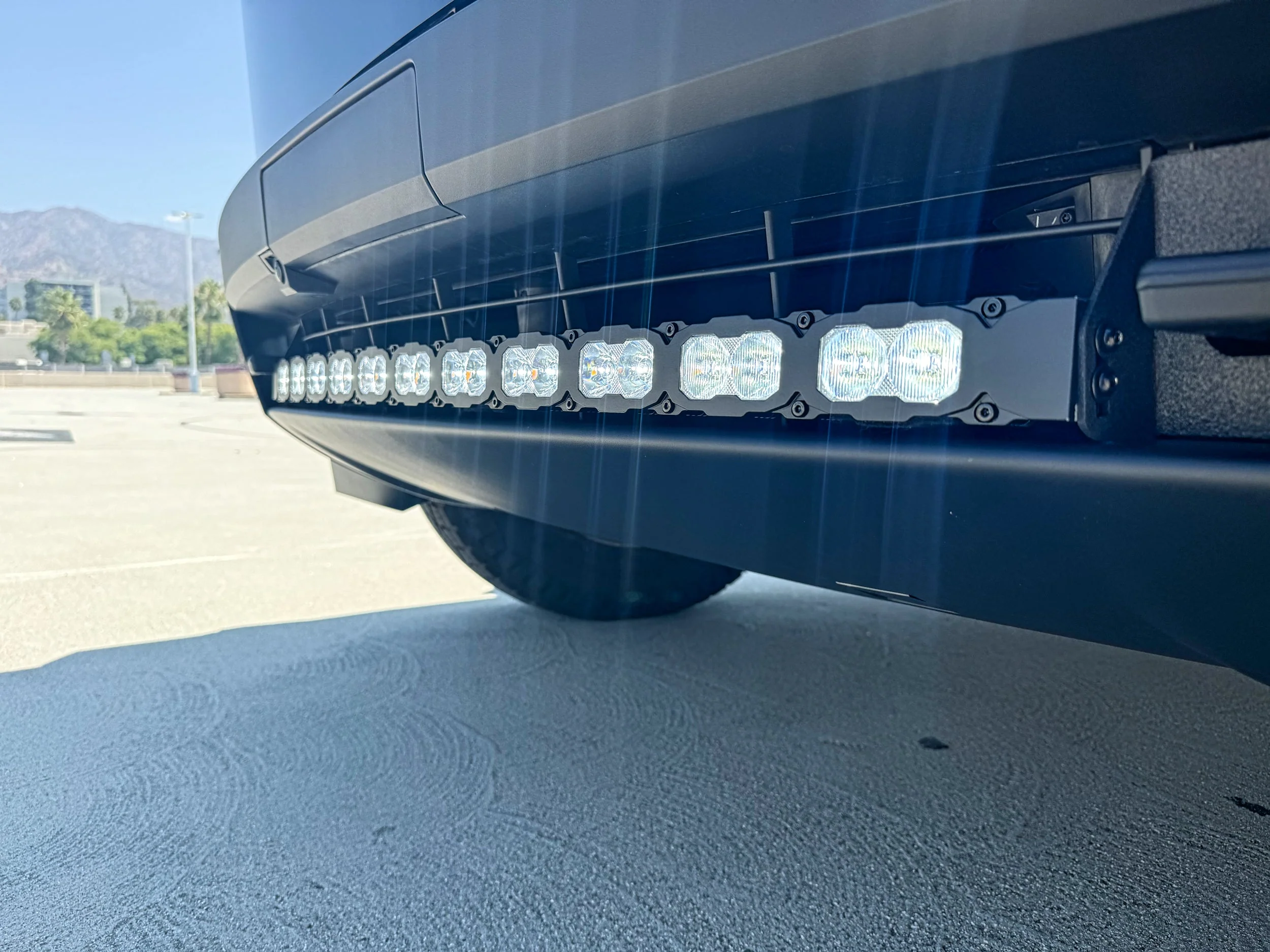 Tesla Cybertruck 40in Light Bar - PRO - Image 7